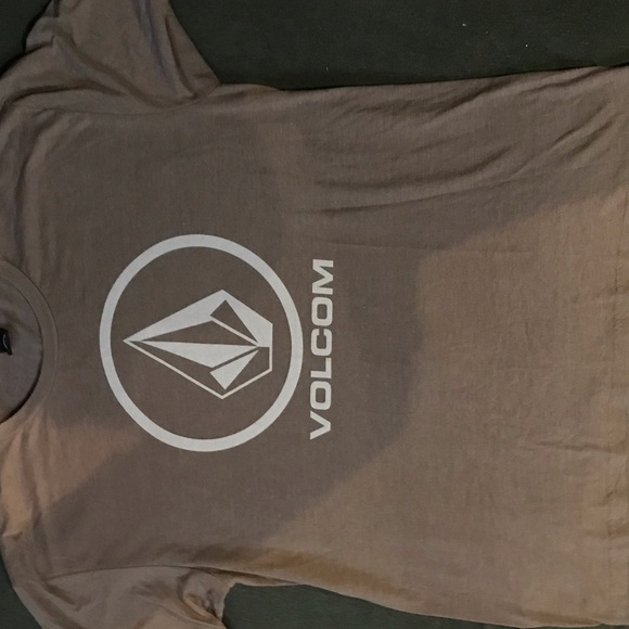 Volcom mens T-shirt size large - Picture 6 of 6